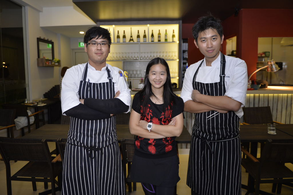 Yup that's me with Chef Chris Fong and his colleague, Chef Louis. (Credit: Horizon Bistronomy).