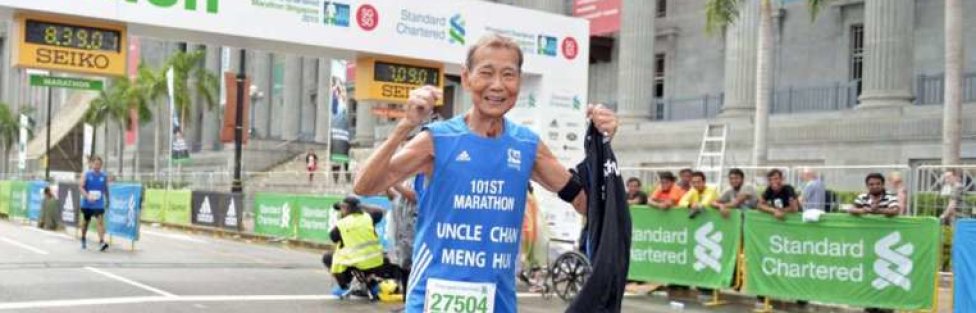 85 year old’s 101st Full Marathon @ StanChart Marathon S’pore 2015