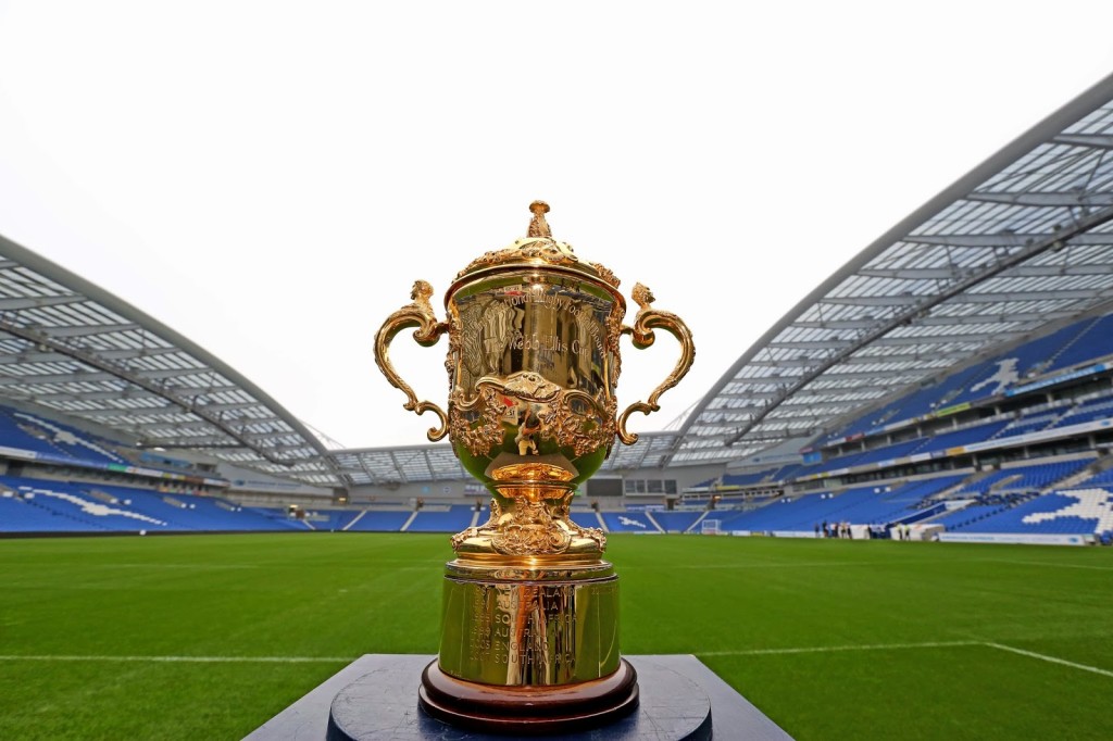 Who will lay their hands on the Web Ellis Cup for the next 4 years? Photo by: www.rugbyworld.com