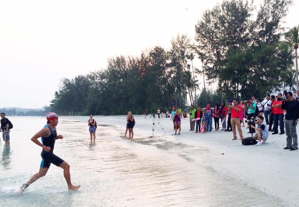 Lots of fanfare greets Lam at the Bintan 70.3 Ironman. (photo credit to Iron Project)