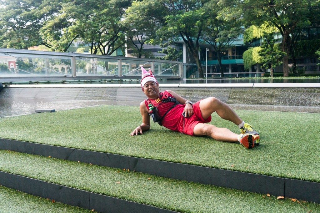 Today, Tan Kim Lai has run 102 marathons and counting. [Photo by Michael Cheng/Facebook]