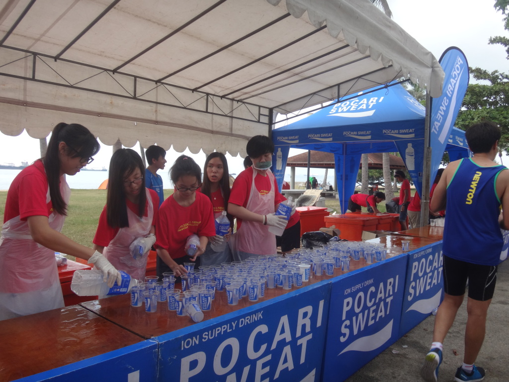 All set up and ready for the thirsty runners.