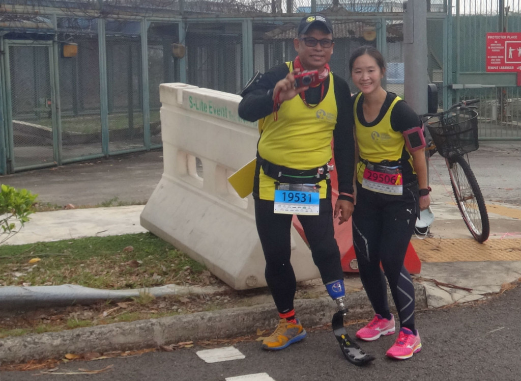 Honoured to have been one of the ambassadors for this year's Yellow Ribbon Prison Run. And posing with fellow ambassador, the inspirational Singapore Blade Runner.