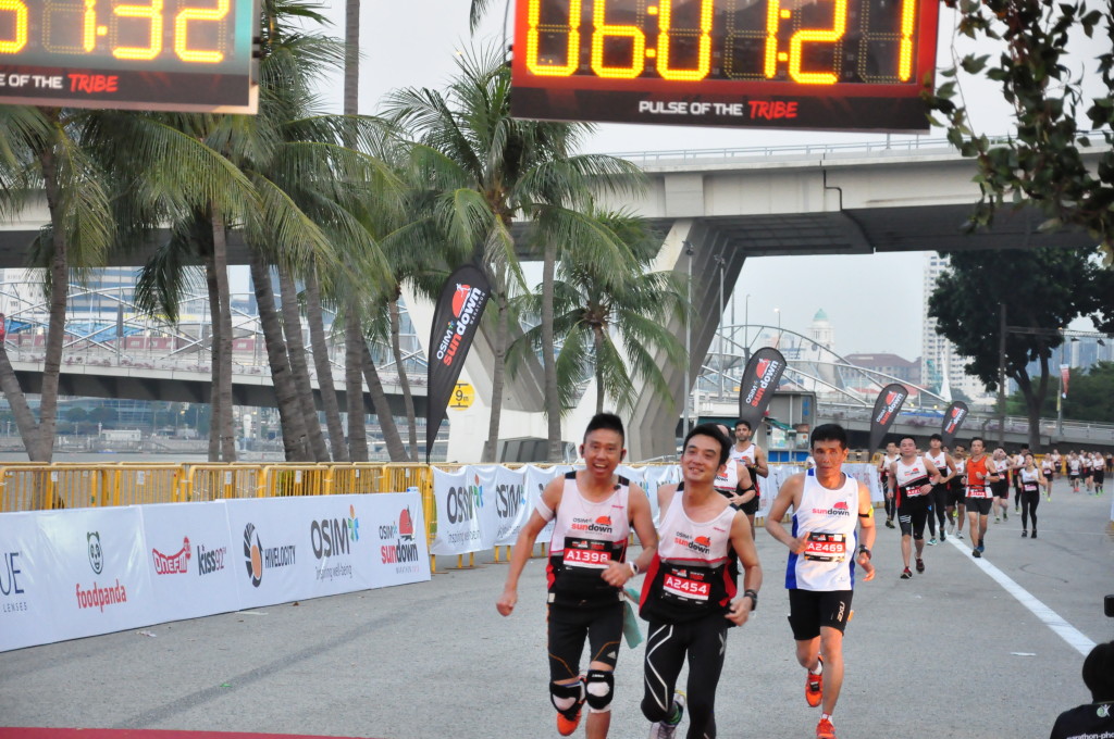 Mok advises Full Marathon runners to do some long training runs in the wee hours of the morning - to train for Sundown Marathon.