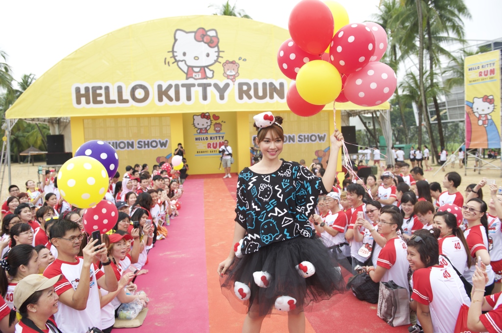 There was a fashion show at the end point. (Credit: Hello Kitty Run).