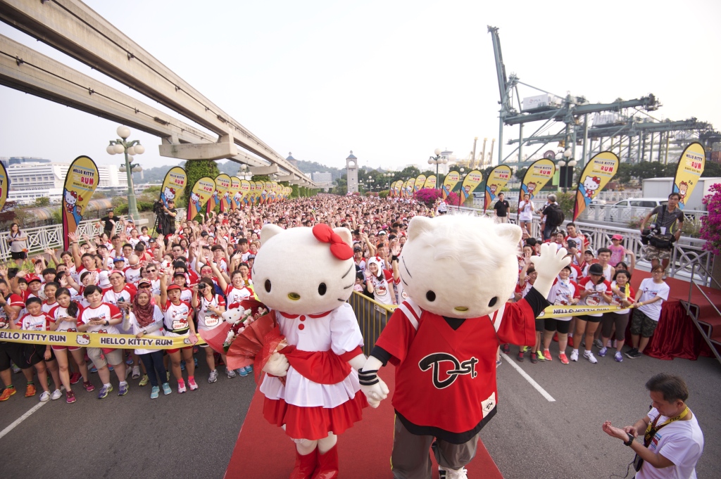 Singapore's first Hello Kitty Run took place this morning. (Credit: Hello Kitty Run).