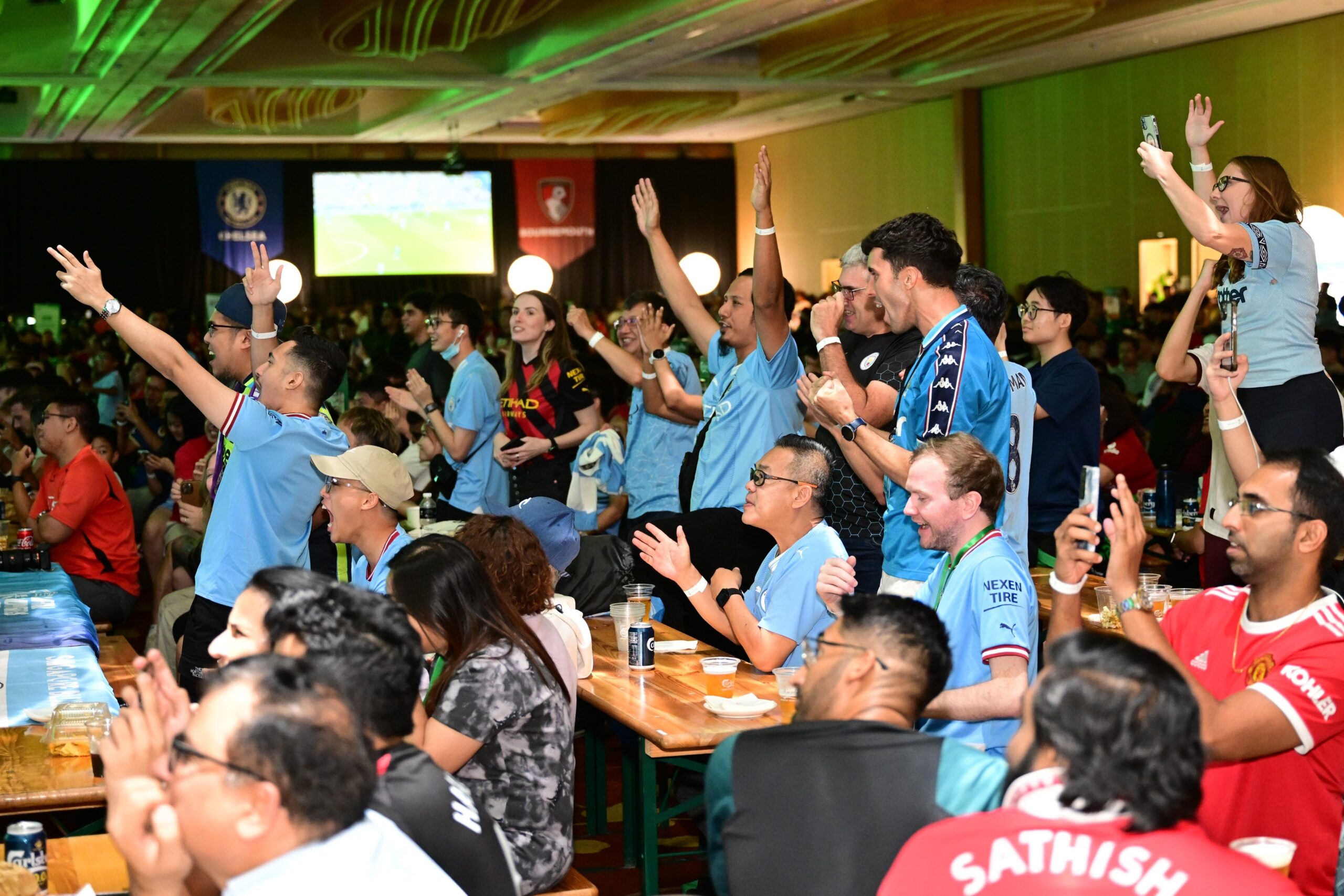 watching-epl-final-day-starhub-football-for-all-carnival