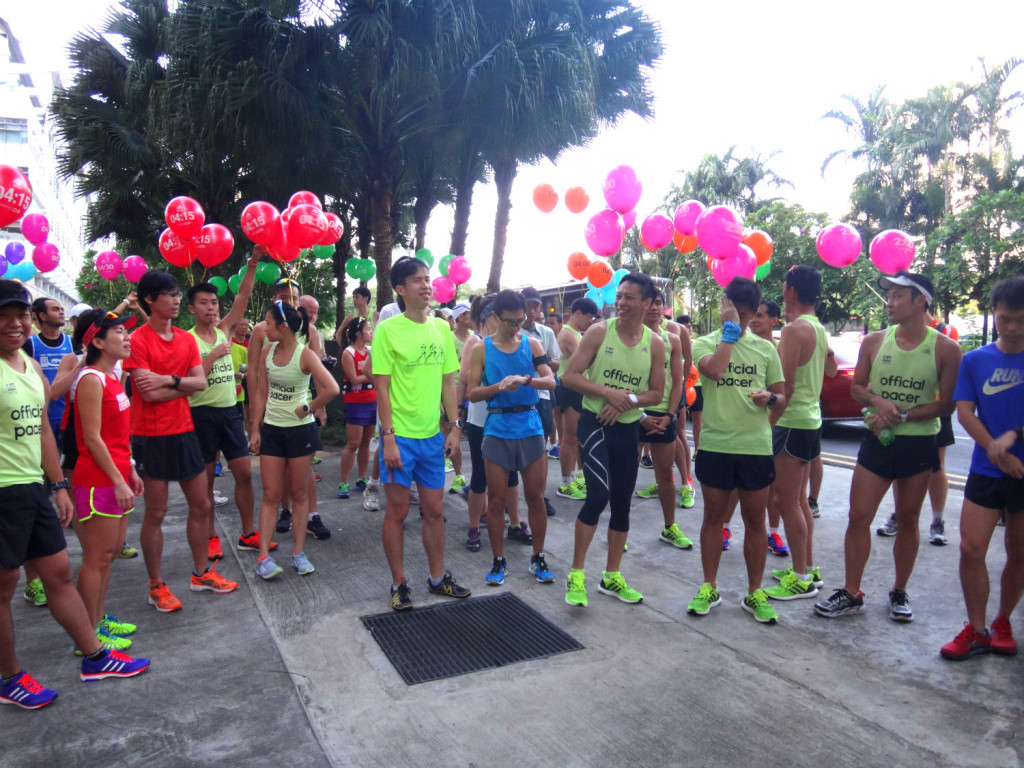 Runners gearing up for the training run.