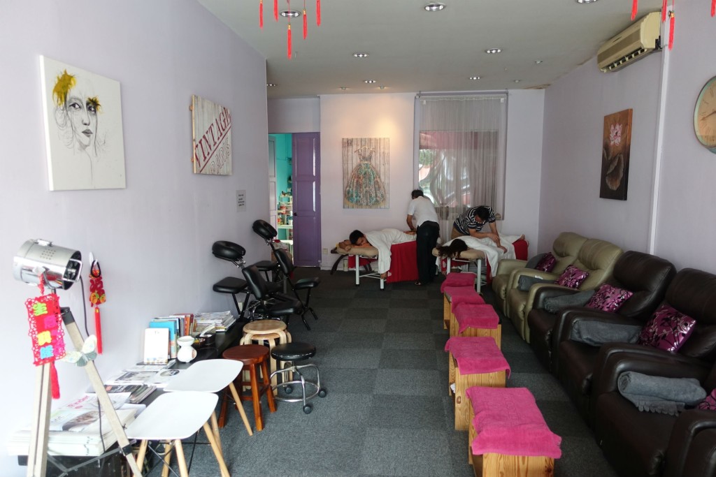 Feet Haven is a boutique foot reflexology spa in Singapore.