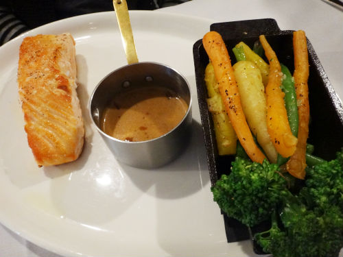 Salmon With Vegetables