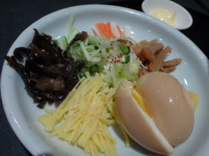 The set comes with boiled egg and vegetables.